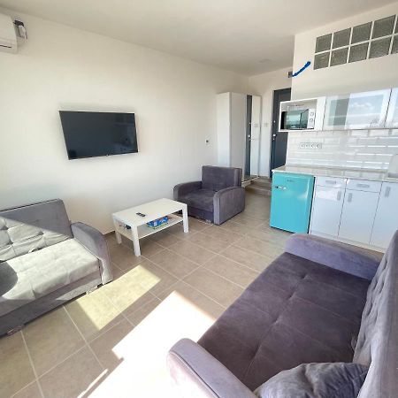 Apartament Club Panorama Studio - Pool, Garden Alsóörs Zewnętrze zdjęcie