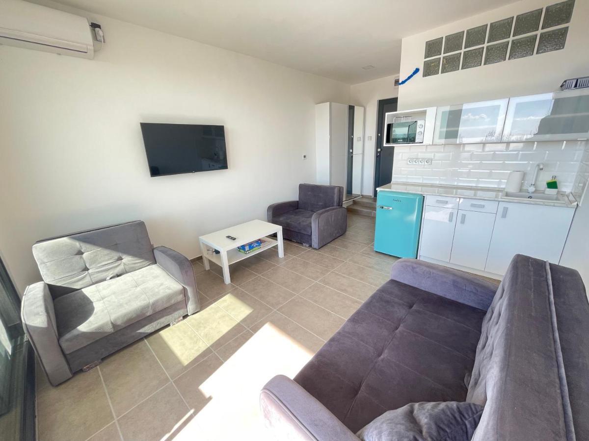 Apartament Club Panorama Studio - Pool, Garden Alsóörs Zewnętrze zdjęcie