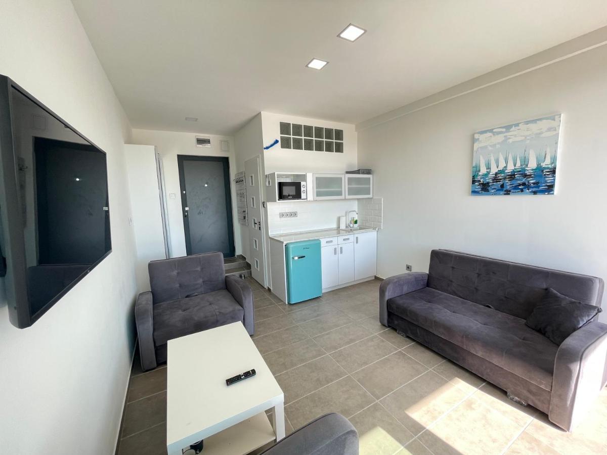 Apartament Club Panorama Studio - Pool, Garden Alsóörs Zewnętrze zdjęcie
