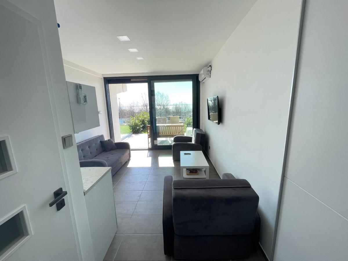 Apartament Club Panorama Studio - Pool, Garden Alsóörs Zewnętrze zdjęcie