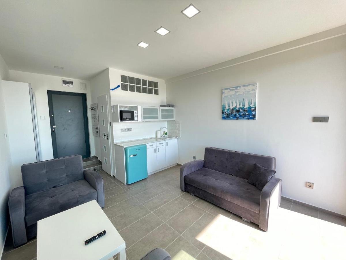 Apartament Club Panorama Studio - Pool, Garden Alsóörs Zewnętrze zdjęcie